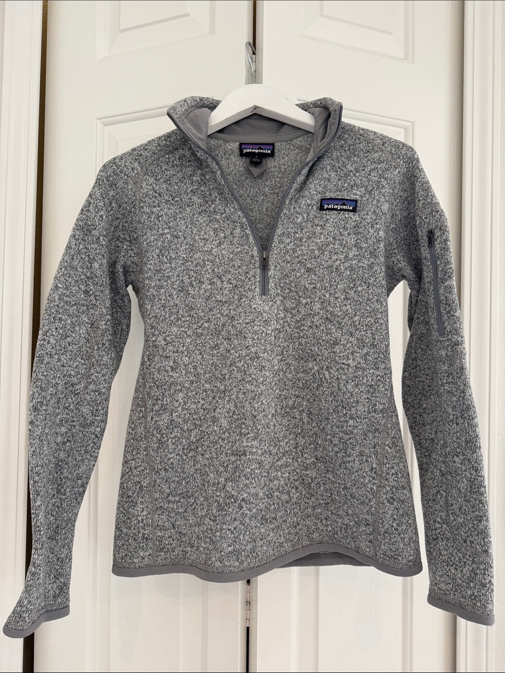 Patagonia Gray Heathered Quarter-Zip Women's Pullover